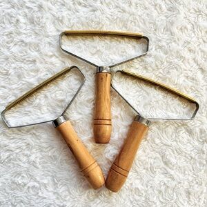 Wooden Handle Lint Remover Set